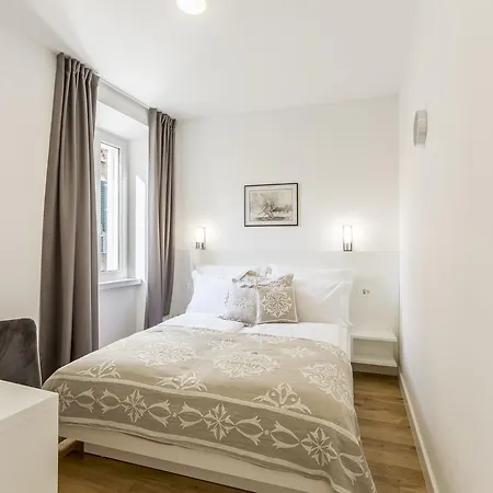 Casa de hóspedes Centro Di Centri Due 4*